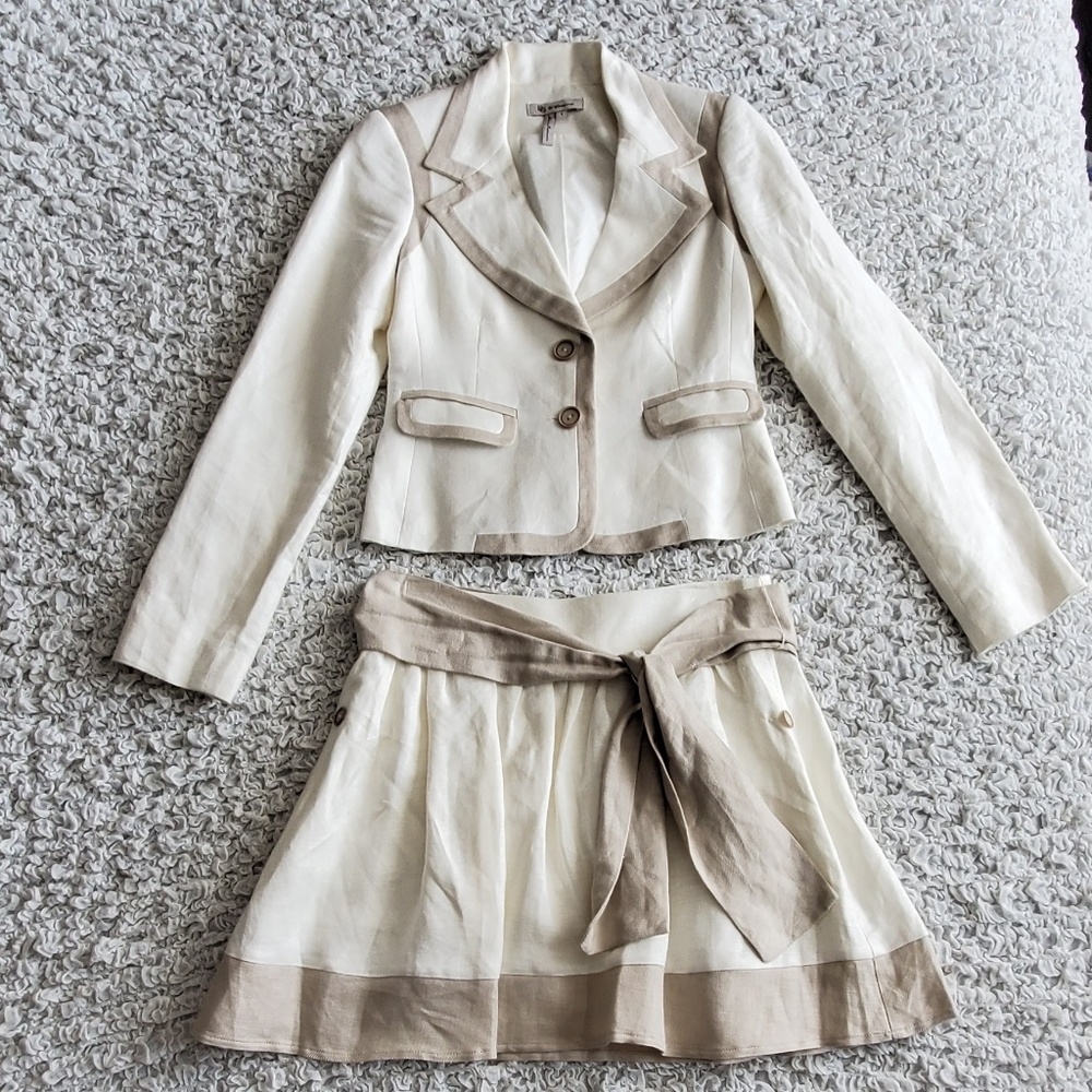 JACKET AND SKIRT SUIT.